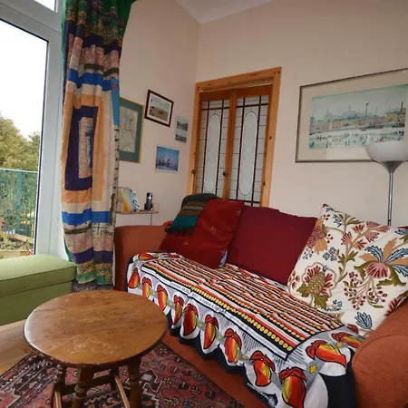 Beautiful 2 Bedroom House In St Werburgs *